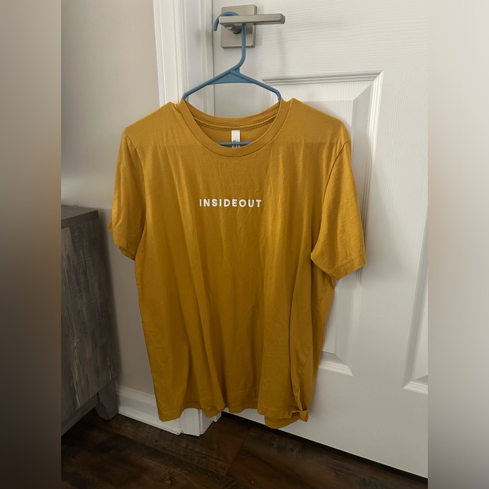 bella + canvas t shirt